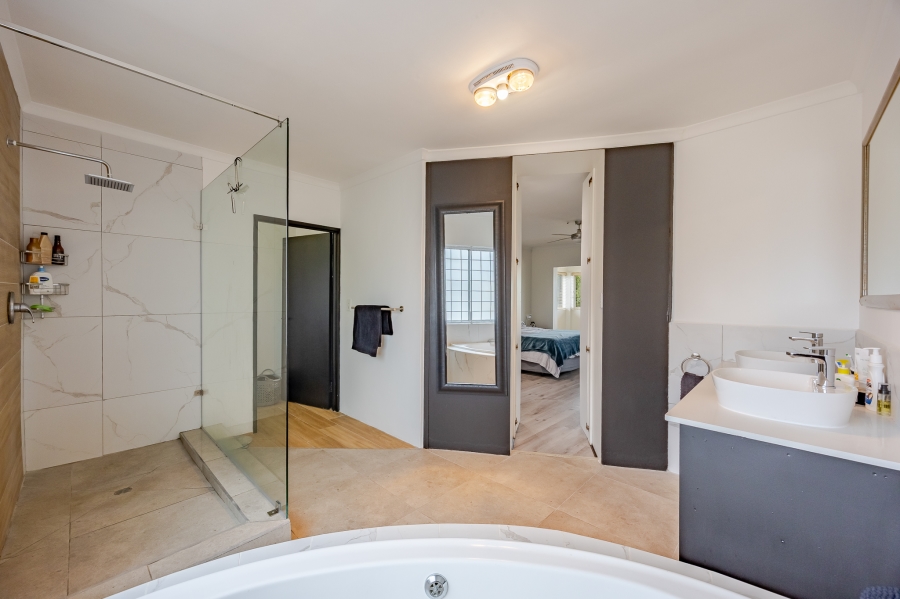4 Bedroom Property for Sale in Milnerton Ridge Western Cape